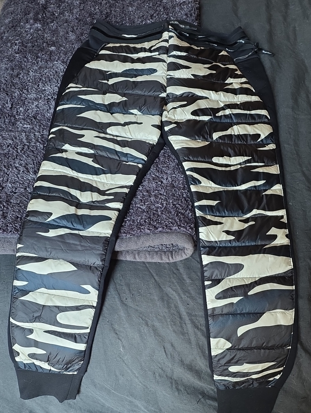 Holden Black & White Camouflage Quilted Down Jogger